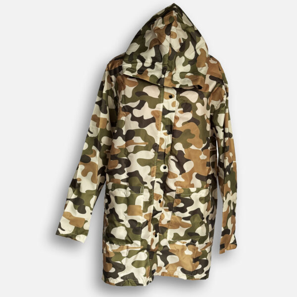 Embo001 - 1 Rain Jacket Camo